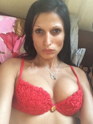 escorte girl Bormes-les-Mimosas